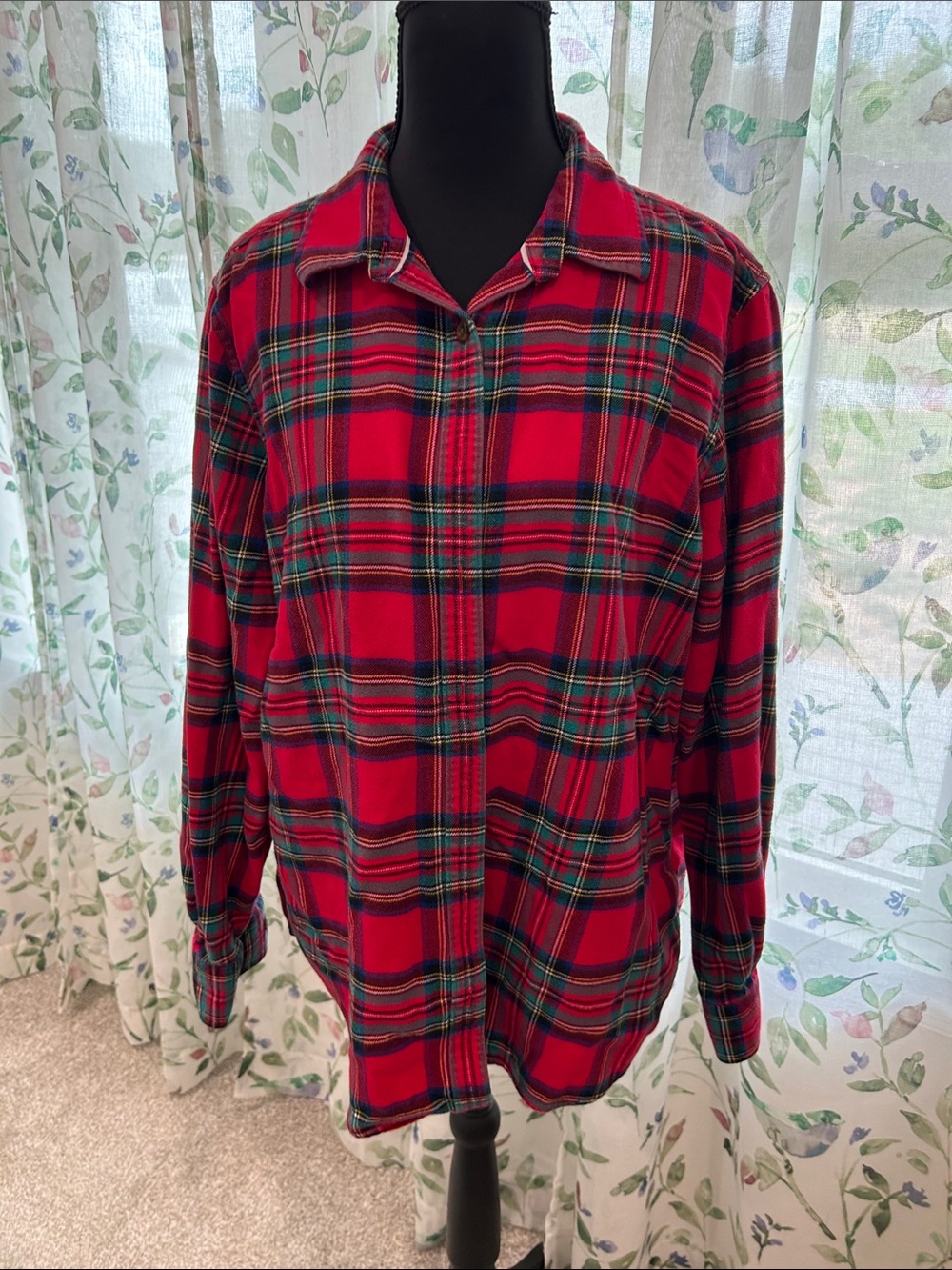 Red Plaid Flannel Shirt - Classic Casual Shirt